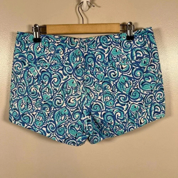 Lilly Pulitzer Adie Shorts Size 6 Chasing Tails Print Fish Blue Preppy Vacation - Picture 2 of 9